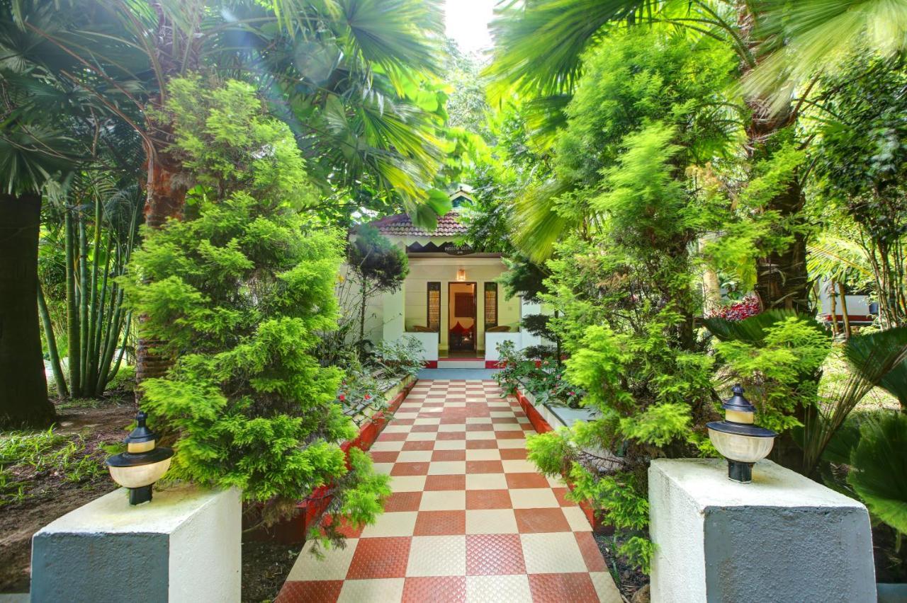 Gokulam Grand Resort & Spa, Coorg Kushālnagar Extérieur photo