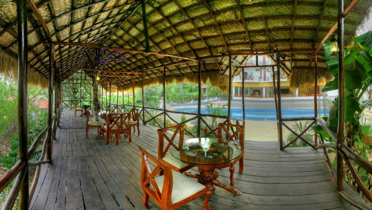 Gokulam Grand Resort & Spa, Coorg Kushālnagar Extérieur photo